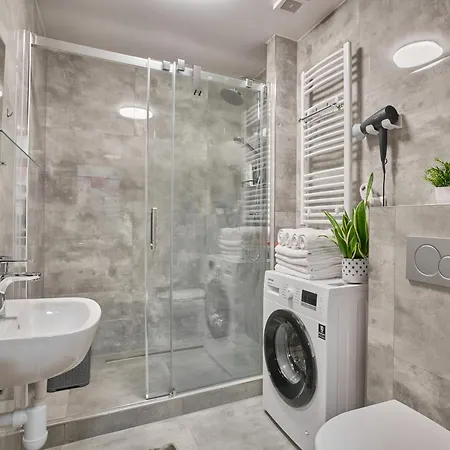 Sun & Moon Διαμέρισμα Πράγα